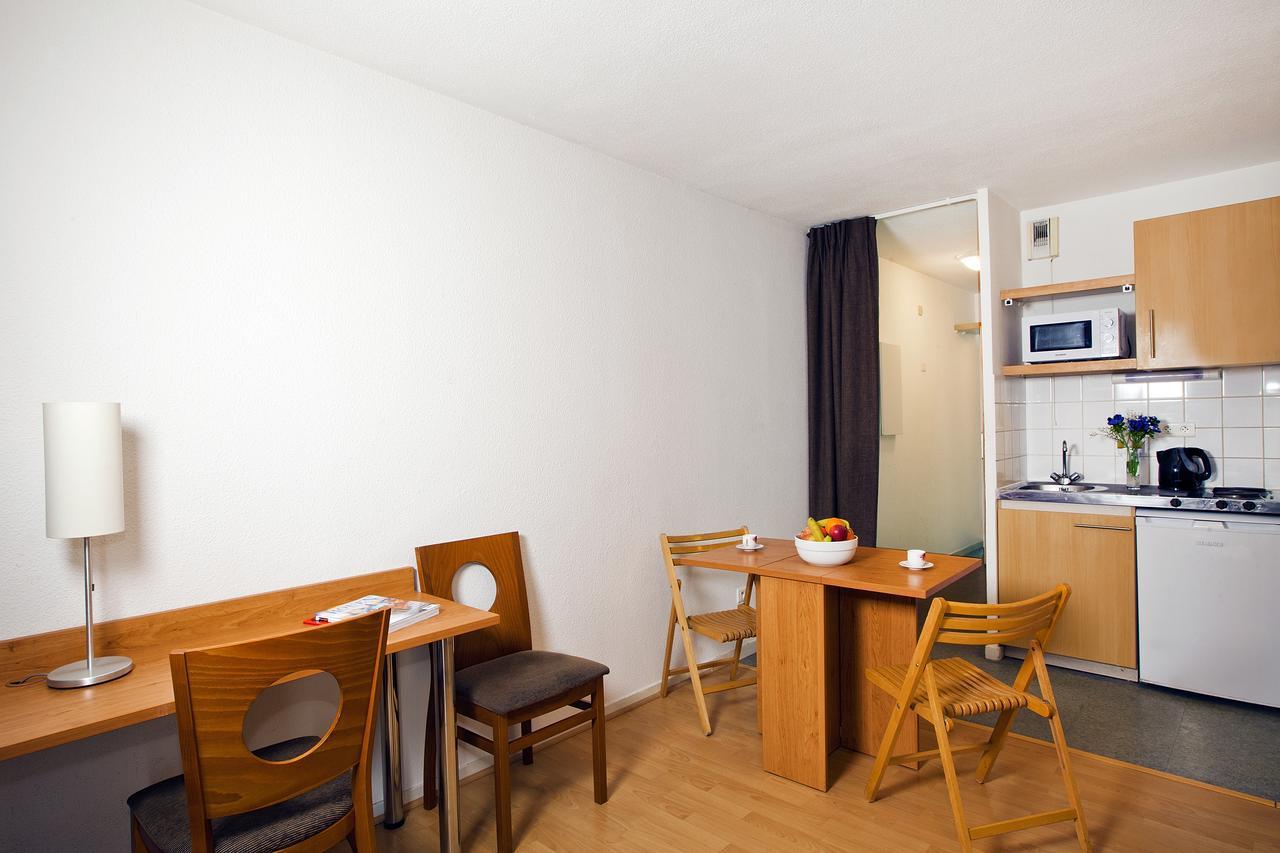 Séjours&Affaires Rouen Normandie Sotteville-lès-Rouen Exterior foto